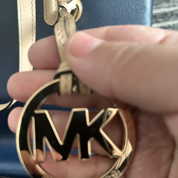 Navy Michael Kors purse - Picture 5 of 5